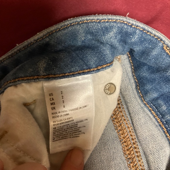 American Eagle Stretch Ripped Jean Shorts - Picture 4 of 4
